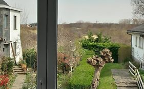 Delightful Family Apartment At Only 50 Meters From The Beach / Panne A Cote